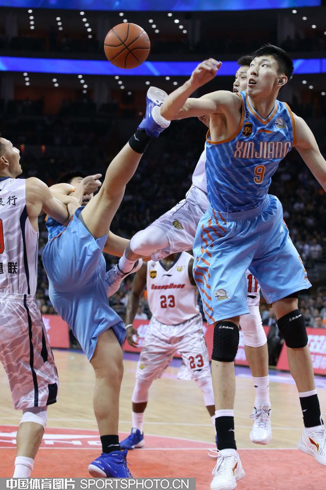 爱游戏体育app-CBA联盟启动冬训营项目全面提升青训质量,cba训练计划清单